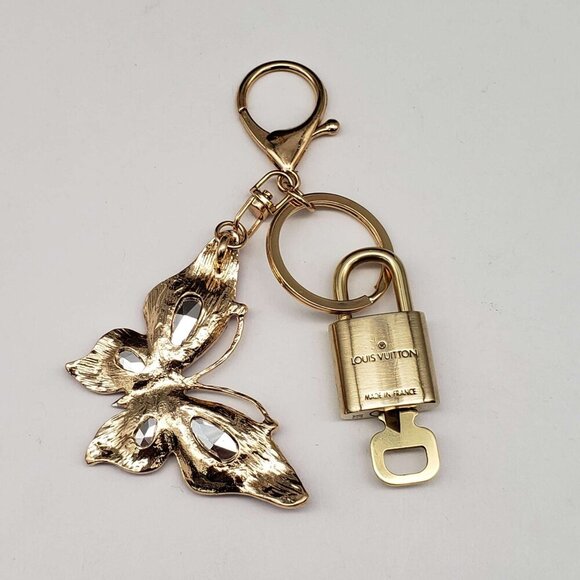 Authentic Louis Vuitton Lock & Key with unbranded Bagcharm, Keycharm 021626